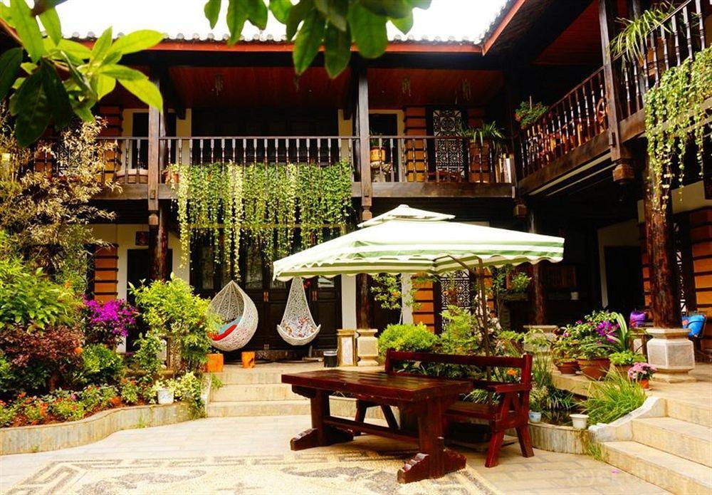 Lijiang Wangjia Courtyard Inn Lijiang (Yunnan) Exterior photo