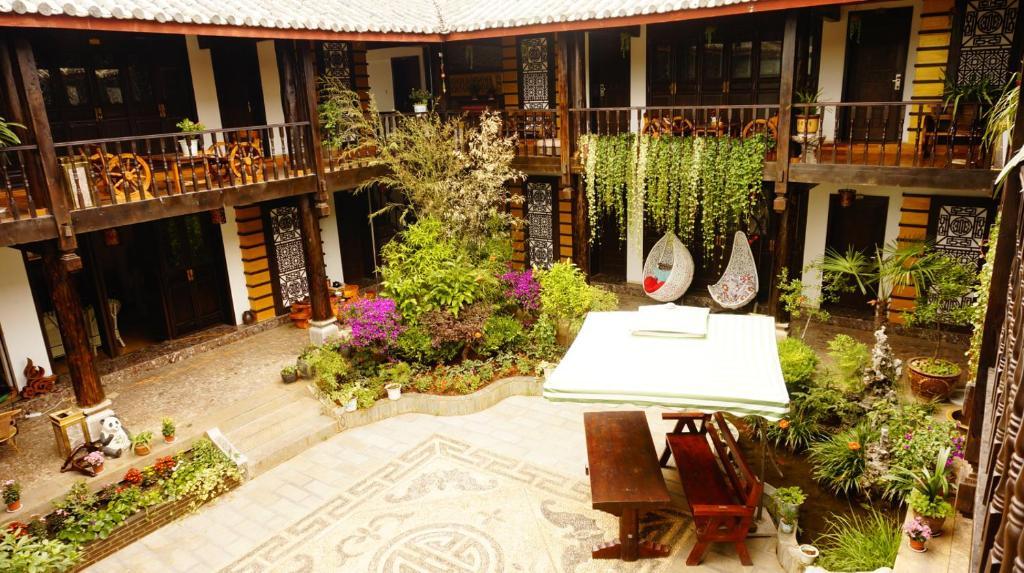 Lijiang Wangjia Courtyard Inn Lijiang (Yunnan) Exterior photo