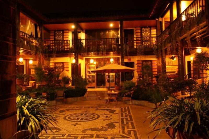 Lijiang Wangjia Courtyard Inn Lijiang (Yunnan) Exterior photo